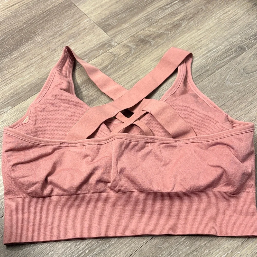 🌸3/$15🌸 Strappy Pink Sports Bra - Picture 3 of 3